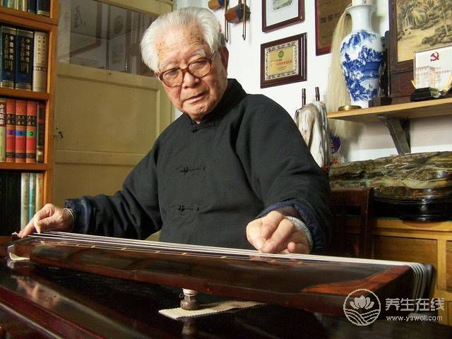 養(yǎng)生首先“不貪生”——懷念國醫(yī)大師張燦玾先生 養(yǎng)生首先“不貪生”——懷念國醫(yī)大師張燦玾先生