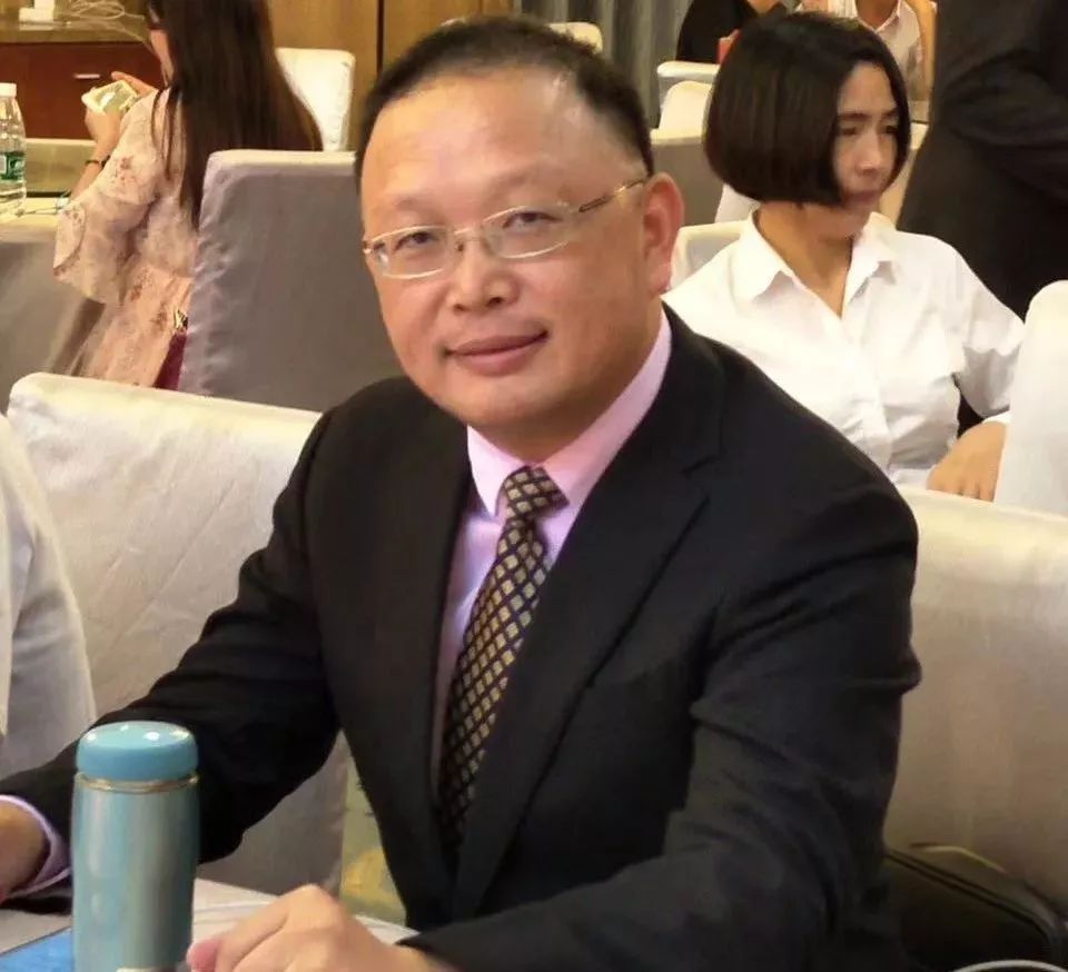 上海電視臺誠邀李時珍養生堂中醫養生顧問劉存光博士助陣《相聚老友薈》欄目! 上海電視臺誠邀李時珍養生堂中醫養生顧問劉存光博士助陣《相聚老友薈》欄目!