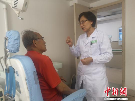 康復醫生倡導關注聽力損失 童叟并重勿入“無聲世界”-易網健康<a href=http://www.jjkd2019.cn/jkys/ target=_blank class=infotextkey>養生</a>網 康復醫生倡導關注聽力損失 童叟并重勿入“無聲世界”