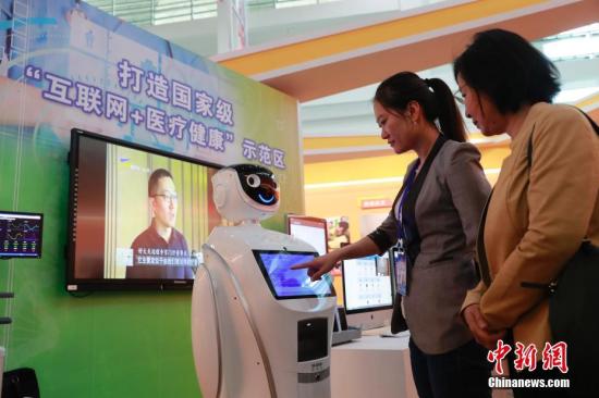 “互聯網+醫療健康”助力中國新醫改-易網健康<a href=http://www.jjkd2019.cn/jkys/ target=_blank class=infotextkey>養生</a>網 “互聯網+醫療健康”助力中國新醫改
