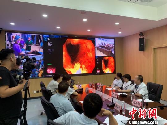 四川探索5G智慧醫療 成功實施5G+AI遠程消化內鏡診斷-易網健康<a href=http://www.jjkd2019.cn/jkys/ target=_blank class=infotextkey>養生</a>網 四川探索5G智慧醫療 成功實施5G+AI遠程消化內鏡診斷