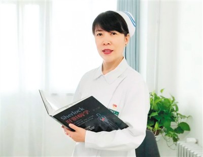 披堅執銳戰疫的白衣天使,節日快樂!-易網健康<a href=http://www.jjkd2019.cn/jkys/ target=_blank class=infotextkey>養生</a>網 披堅執銳戰疫的白衣天使,節日快樂!