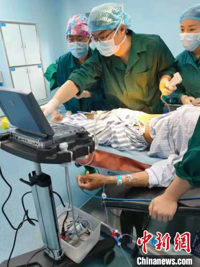 “輸血”與“造血”并舉 上海助力打通云南民眾看病“最后一公里”-易網健康<a href=http://www.jjkd2019.cn/jkys/ target=_blank class=infotextkey>養(yǎng)生</a>網 “輸血”與“造血”并舉 上海助力打通云南民眾看病“最后一公里”