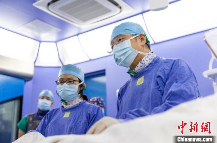 國產高端智能介入造影系統成功完成臨床驗證-易網健康<a href=http://www.jjkd2019.cn/jkys/ target=_blank class=infotextkey>養生</a>網 國產高端智能介入造影系統成功完成臨床驗證
