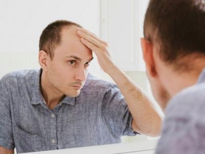 禿頭有救啦！一身雞皮疙瘩竟與生發(fā)有關(guān)，禿頭青年必看