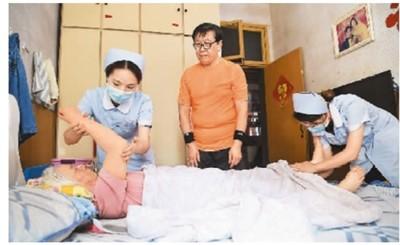 “母親健康快車”為婦女兒童送健康服務(wù)