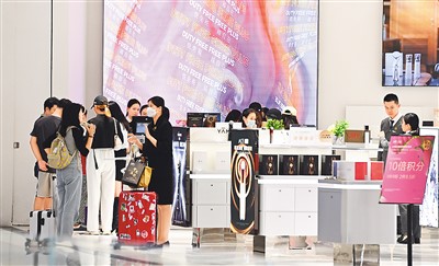 免稅購物催熱海南旅游-易網健康<a href=http://www.jjkd2019.cn/jkys/ target=_blank class=infotextkey>養生</a>網 免稅購物催熱海南旅游
