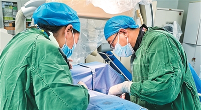 以心護心,守護雪域高原“生命之脈”-易網健康<a href=http://www.jjkd2019.cn/jkys/ target=_blank class=infotextkey>養生</a>網 以心護心,守護雪域高原“生命之脈”