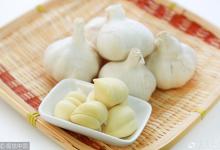 五種常見(jiàn)食物防治胃癌病變