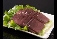 體內(nèi)垃圾太多怎么辦？常吃這4種食物，幫助清除身體垃圾