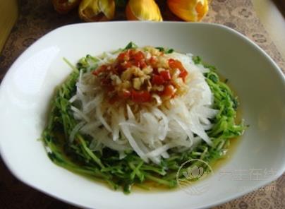 “大餅?zāi)槨笔菽樀氖澄?知道瘦臉的食物怎么做嗎？