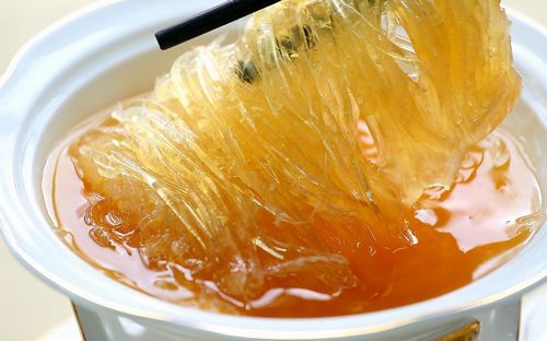如何辨別魚翅哪些體質(zhì)的人不適合吃魚翅