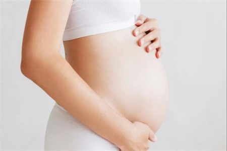 女性懷孕后同房次數(shù)要減少，性愛過程中要注意這些