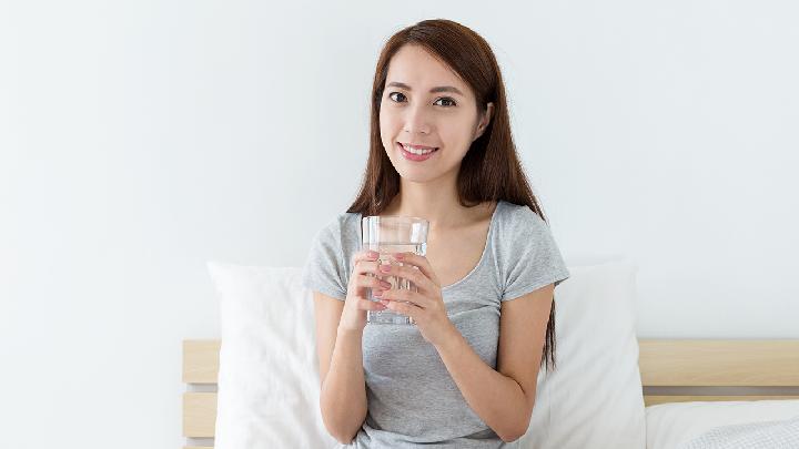 2個小動作消除<a href=http://www.jjkd2019.cn/tags-性愛.html target=_blank class=infotextkey>性愛</a>后疲勞 具體做法是這樣-易網健康<a href=http://www.jjkd2019.cn/jkys/ target=_blank class=infotextkey>養生</a>網 2個小動作消除性愛后疲勞 具體做法是這樣