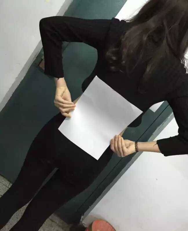 A4紙女神 袁姍姍的身材真是好到爆