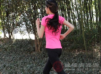 堅(jiān)持長(zhǎng)期鍛煉 不僅沒(méi)變強(qiáng)壯 反而加速衰老了 這是什么原因
