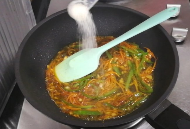 涼拌金針菇的做法-酸甜味拌菜譜