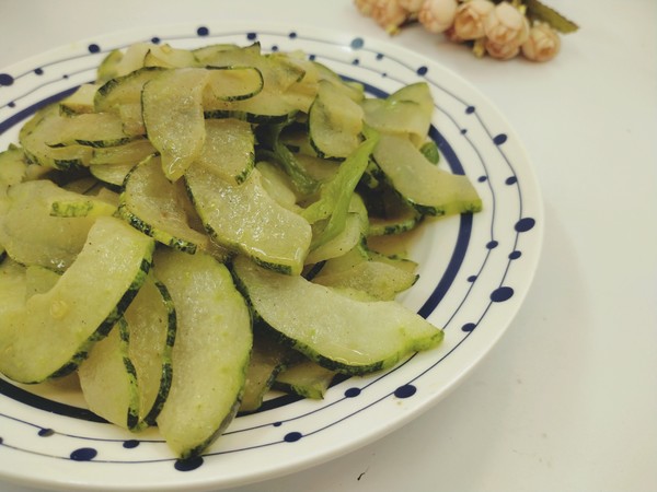 爆炒菜瓜的做法-咸鮮味炒菜譜-易網健康養生網 爆炒菜瓜的做法-咸鮮味炒菜譜