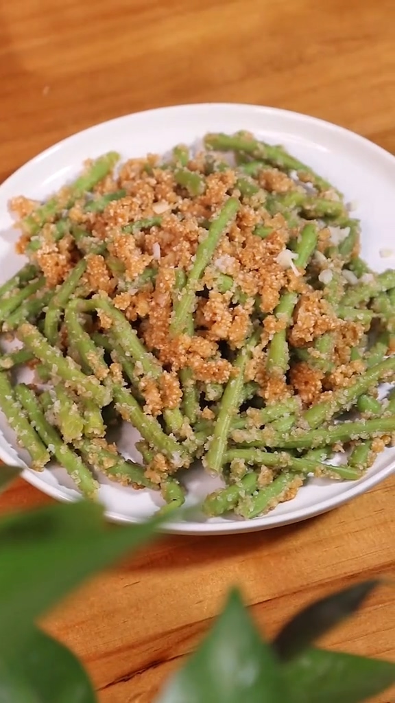 家常粉蒸豇豆的做法-咸鮮味蒸菜譜-易網(wǎng)健康養(yǎng)生網(wǎng) 家常粉蒸豇豆的做法-咸鮮味蒸菜譜