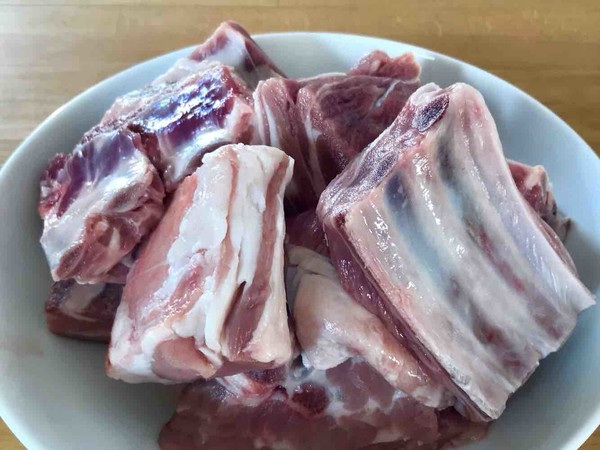羊肉燉包菜的做法-咸鮮味煮菜譜-易網<a href=http://www.jjkd2019.cn/ target=_blank class=infotextkey>健康養生</a>網 羊肉燉包菜的做法-咸鮮味煮菜譜