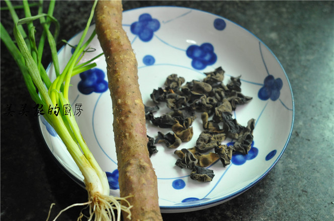 木耳山藥的做法-家常味炒菜譜-易網<a href=http://www.jjkd2019.cn/ target=_blank class=infotextkey>健康養生</a>網 木耳山藥的做法-家常味炒菜譜