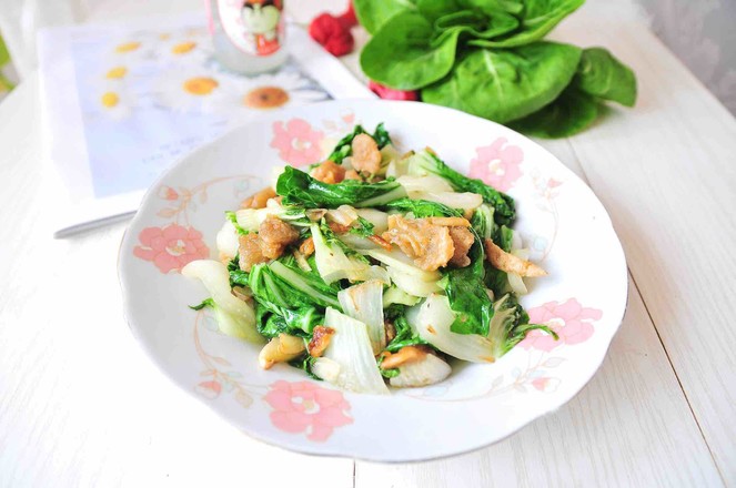 油渣青菜的做法-家常味炒菜譜-易網(wǎng)健康養(yǎng)生網(wǎng) 油渣青菜的做法-家常味炒菜譜