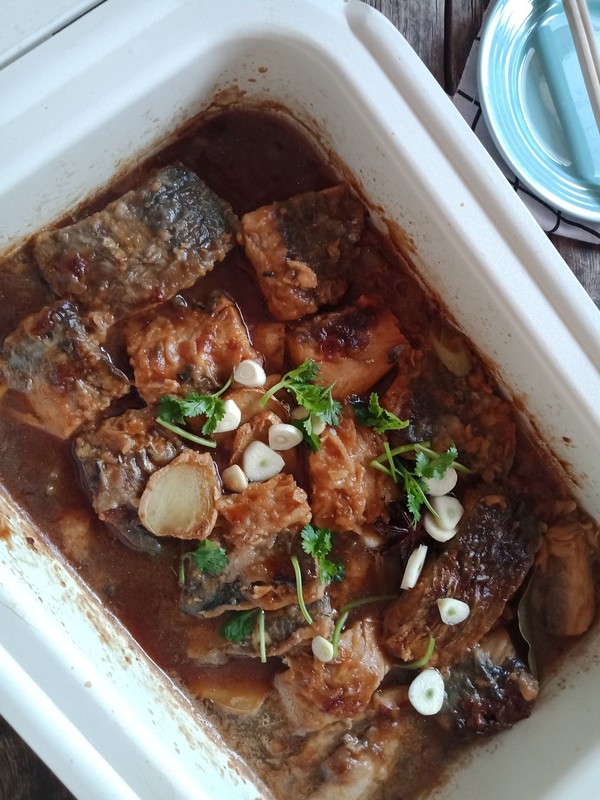 家常燉鲅魚的做法-家常味燉菜譜-易網健康養生網 家常燉鲅魚的做法-家常味燉菜譜