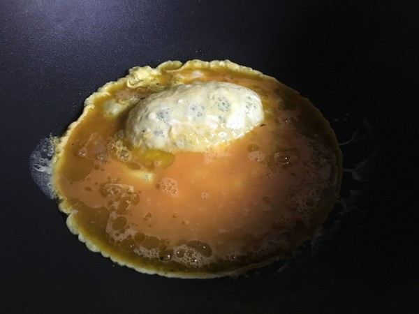 辣椒炒雞蛋的做法-香辣味炒菜譜-易網(wǎng)健康養(yǎng)生網(wǎng) 辣椒炒雞蛋的做法-香辣味炒菜譜