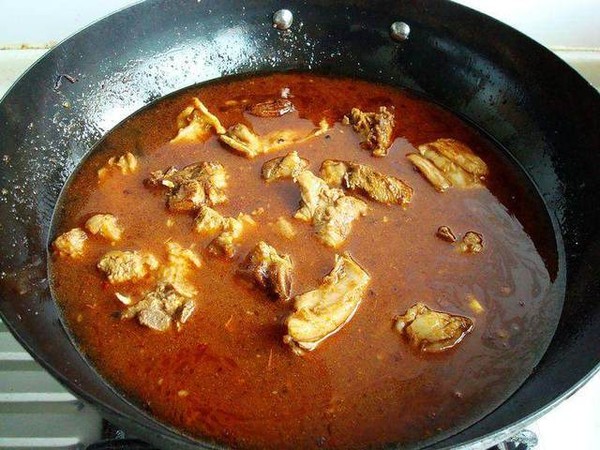 新疆羊肉封餅子的做法-家常味燒菜譜-易網(wǎng)健康養(yǎng)生網(wǎng) 新疆羊肉封餅子的做法-家常味燒菜譜