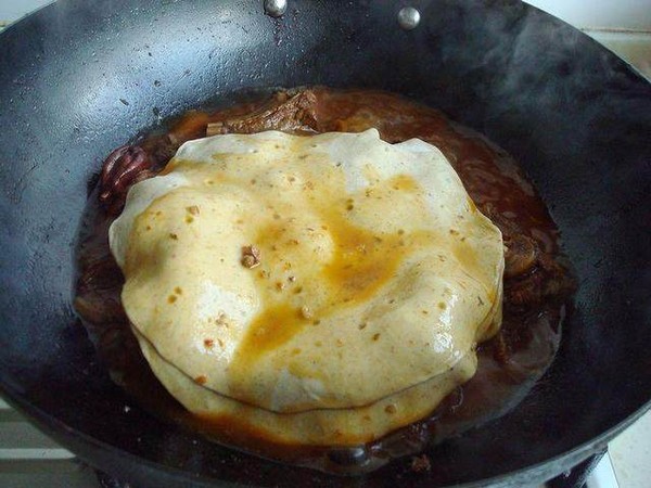 新疆羊肉封餅子的做法-家常味燒菜譜-易網(wǎng)健康養(yǎng)生網(wǎng) 新疆羊肉封餅子的做法-家常味燒菜譜
