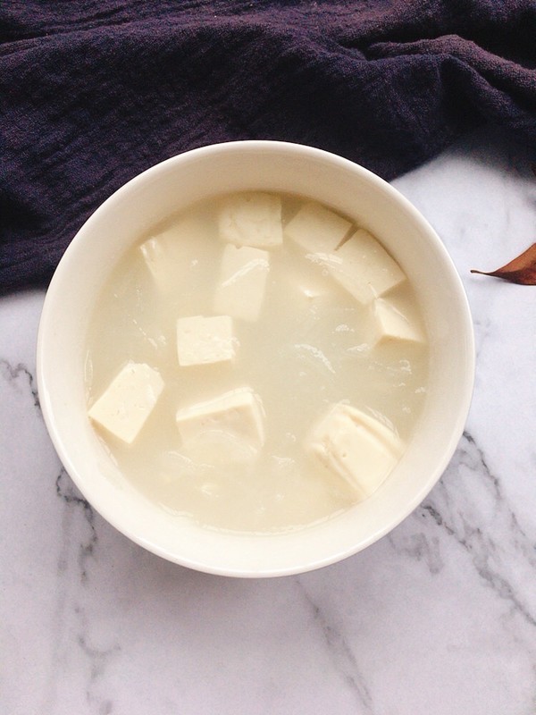 蘿卜豆腐湯的做法-家常味煮菜譜-易網(wǎng)健康養(yǎng)生網(wǎng) 蘿卜豆腐湯的做法-家常味煮菜譜