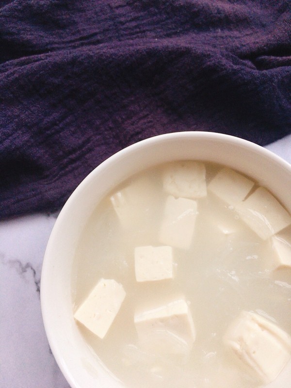 蘿卜豆腐湯的做法-家常味煮菜譜-易網(wǎng)健康養(yǎng)生網(wǎng) 蘿卜豆腐湯的做法-家常味煮菜譜