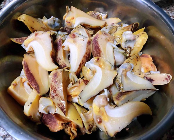 圓蔥拌假鮑魚(yú)的做法-酸辣味拌菜譜-易網(wǎng)健康養(yǎng)生網(wǎng) 圓蔥拌假鮑魚(yú)的做法-酸辣味拌菜譜