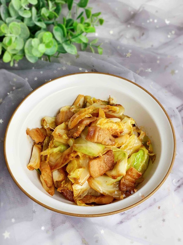 油腐乳包菜炒肉的做法-香辣味炒菜譜