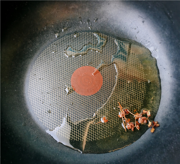 剁椒蒸金針菇的做法-香辣味蒸菜譜-易網健康養生網 剁椒蒸金針菇的做法-香辣味蒸菜譜