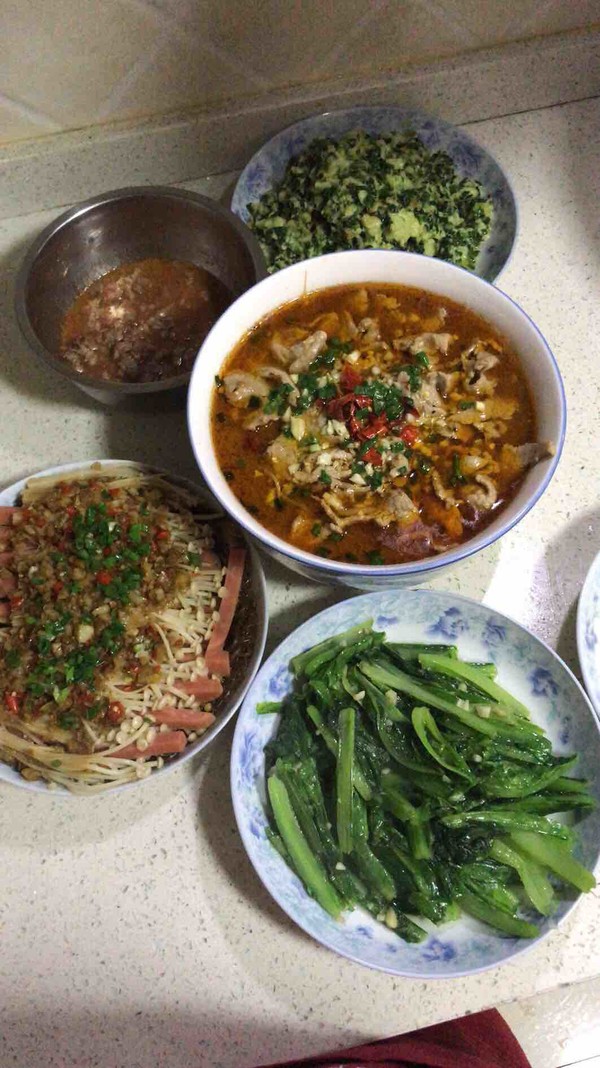 水煮肉片的做法-家常味煮菜譜