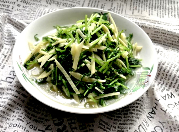 銀絲梗菜炒冬筍的做法-咸鮮味炒菜譜-易網(wǎng)健康養(yǎng)生網(wǎng) 銀絲梗菜炒冬筍的做法-咸鮮味炒菜譜