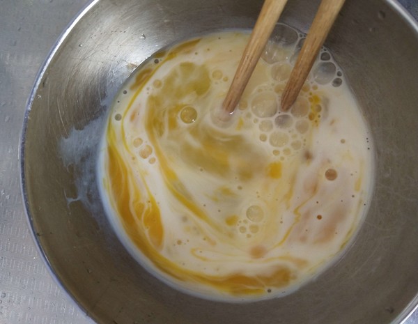 藍(lán)莓山藥西多士的做法-果味煎菜譜