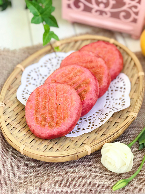 火龍果餡餅的做法-果味烙菜譜