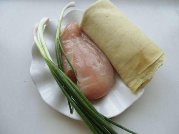 蒸肉卷的做法-家常味蒸菜譜-易網<a href=http://www.jjkd2019.cn/ target=_blank class=infotextkey>健康養生</a>網 蒸肉卷的做法-家常味蒸菜譜