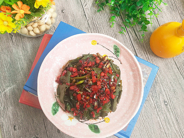 涼拌魚腥草的做法-家常味拌菜譜-易網健康養(yǎng)生網 涼拌魚腥草的做法-家常味拌菜譜
