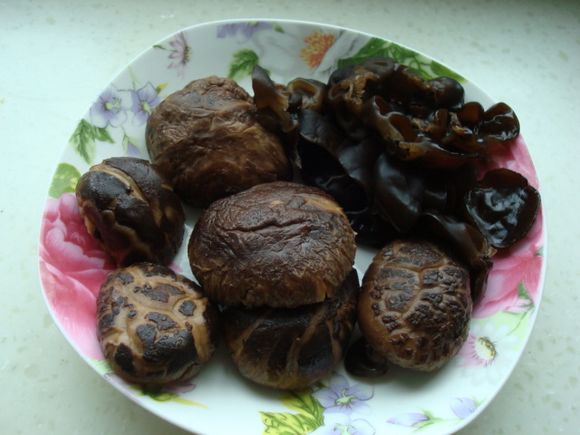 千張白菜亂燉的做法-家常味燉菜譜-易網健康養生網 千張白菜亂燉的做法-家常味燉菜譜