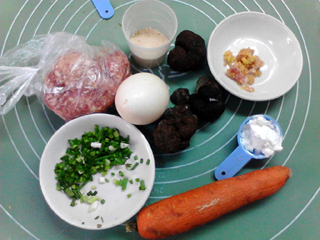 清蒸松露肉丸的做法-咸鮮味蒸菜譜-易網<a href=http://www.jjkd2019.cn/ target=_blank class=infotextkey>健康養生</a>網 清蒸松露肉丸的做法-咸鮮味蒸菜譜