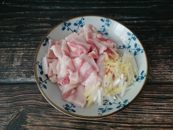 南瓜粉蒸肉的做法-家常味蒸菜譜-易網(wǎng)健康養(yǎng)生網(wǎng) 南瓜粉蒸肉的做法-家常味蒸菜譜