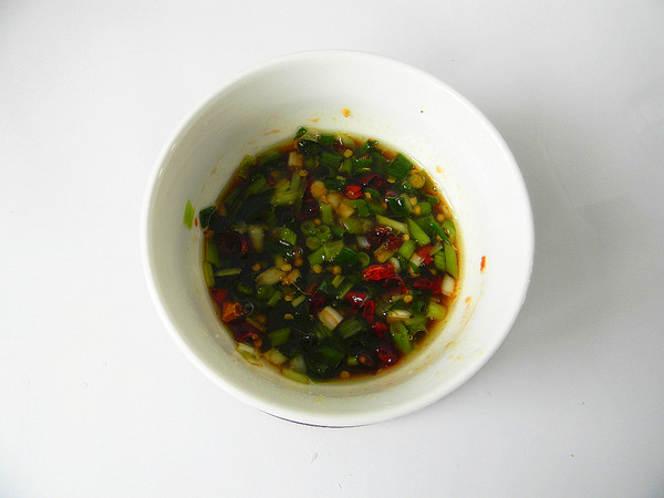 涼拌藕片的做法-咸鮮味拌菜譜-易網健康養生網 涼拌藕片的做法-咸鮮味拌菜譜