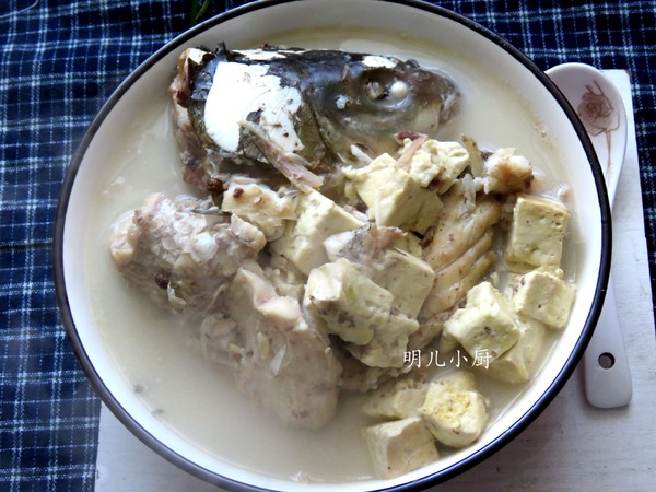 魚頭豆腐湯的做法-家常味煮菜譜