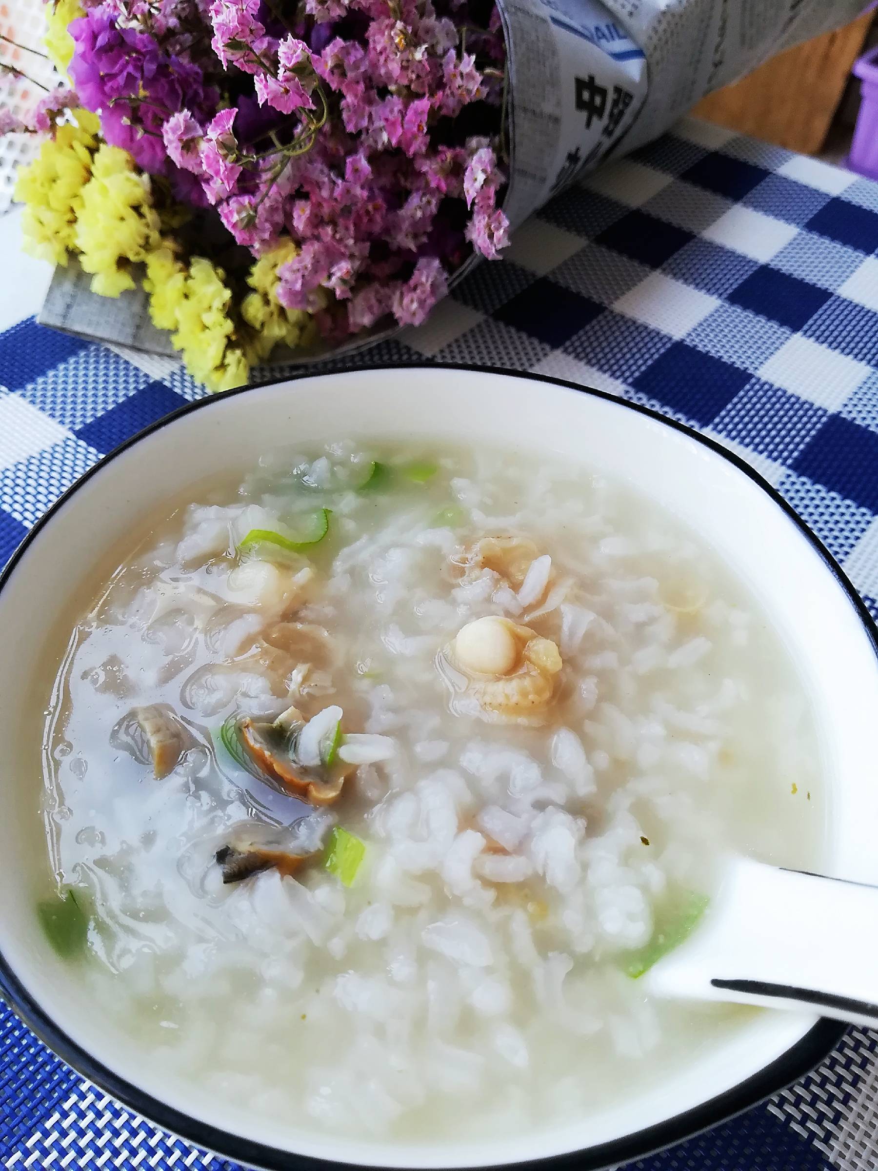 扇貝肉蠔豉粥的做法-咸鮮味煮菜譜-易網健康養生網 扇貝肉蠔豉粥的做法-咸鮮味煮菜譜