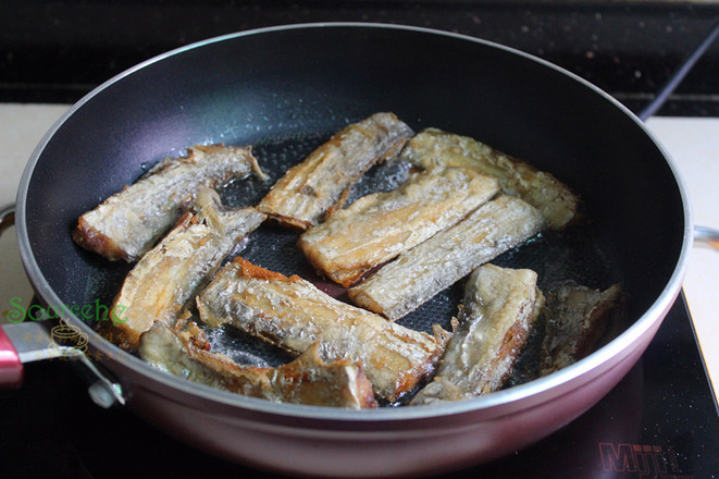 糖醋帶魚的做法-甜味煮菜譜-易網(wǎng)健康養(yǎng)生網(wǎng) 糖醋帶魚的做法-甜味煮菜譜