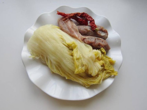 酸菜粉條羊肉的做法-家常味炒菜譜-易網(wǎng)<a href=http://www.jjkd2019.cn/ target=_blank class=infotextkey>健康養(yǎng)生</a>網(wǎng) 酸菜粉條羊肉的做法-家常味炒菜譜