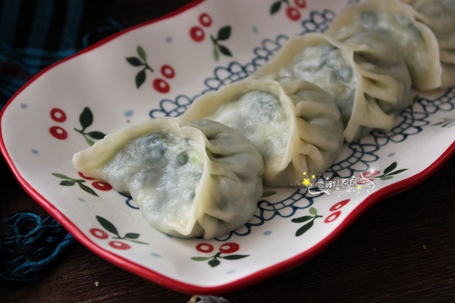 素餡蒸餃的做法-咸鮮味蒸菜譜-易網(wǎng)健康養(yǎng)生網(wǎng) 素餡蒸餃的做法-咸鮮味蒸菜譜